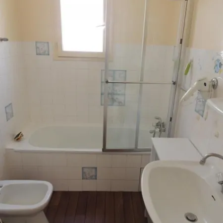 Σπίτι διακοπών Maison F4 70 M² Avec Jardin A - Fr-1-71-52