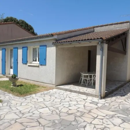 Maison F4 70 M² Avec Jardin A - Fr-1-71-52 * Royan