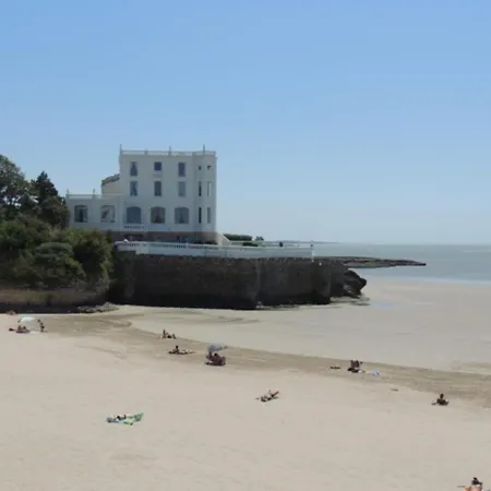 Maison F4 70 M² Avec Jardin A - Fr-1-71-52 Royan