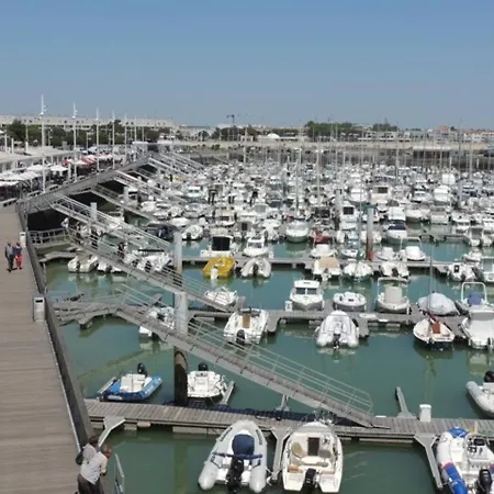 Maison F4 70 M² Avec Jardin A - Fr-1-71-52 * Royan