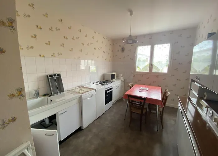 Maison F4 70 M² Avec Jardin A - Fr-1-71-52 Royan