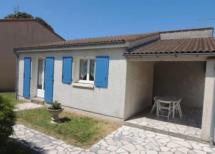 Maison F4 70 M² Avec Jardin A - Fr-1-71-52 Royan